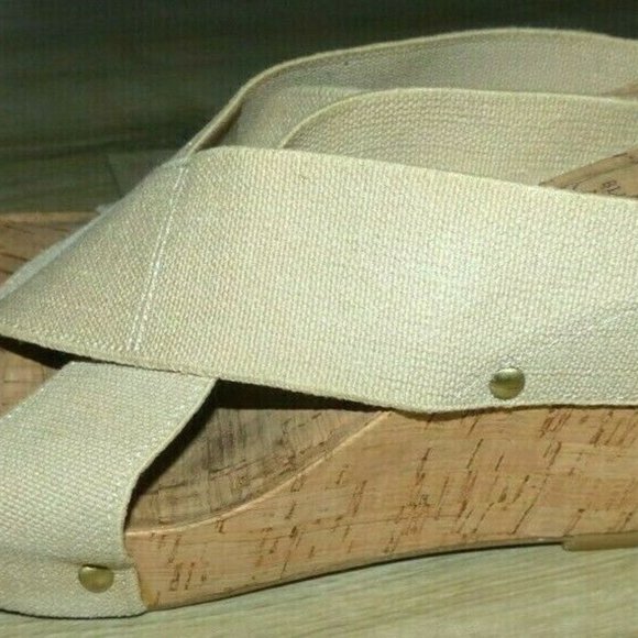 Lucky Brand Miller Tan Nailhead Cork Wedge Sandals - Picture 5 of 9